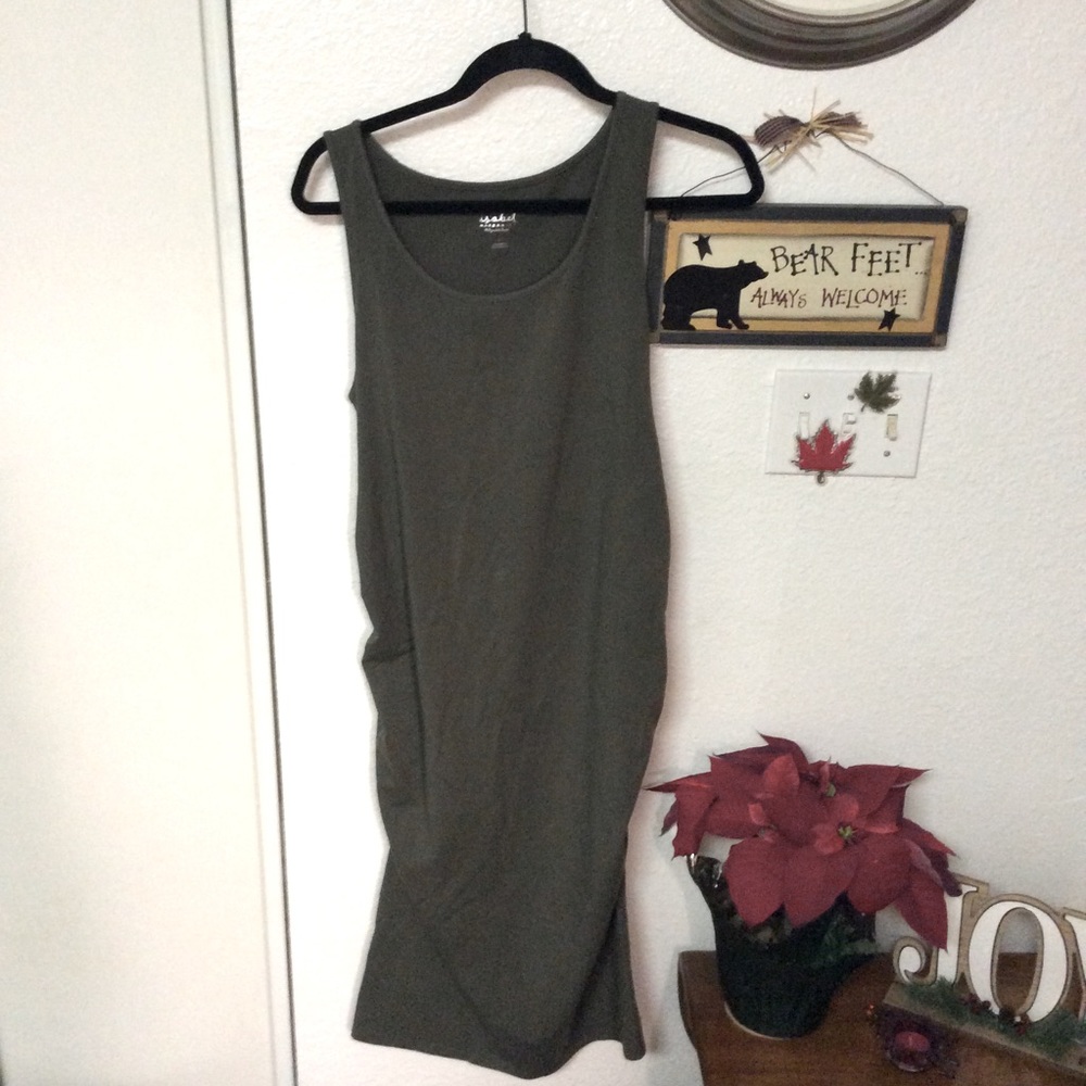 Sleeveless dress
